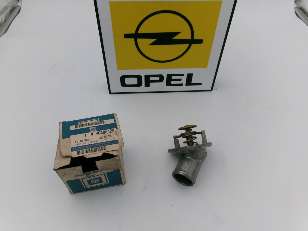 Kühlwasserthermostat GM 90486128 Omega A Astra F Calibra