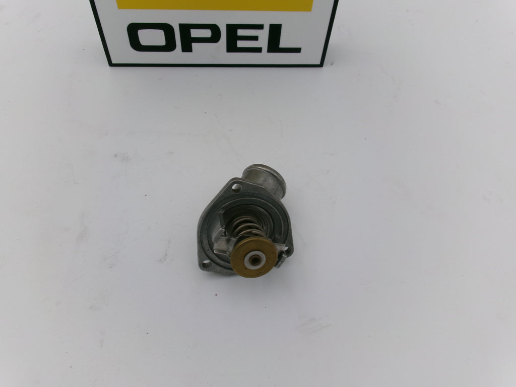 Kühlwasserthermostat GM 90486128 Omega A Astra F Calibra