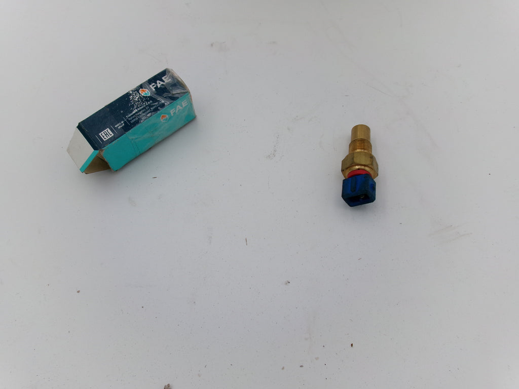 FAE 32290 Kühlmitteltemperatursensor Peugeot Citreön
