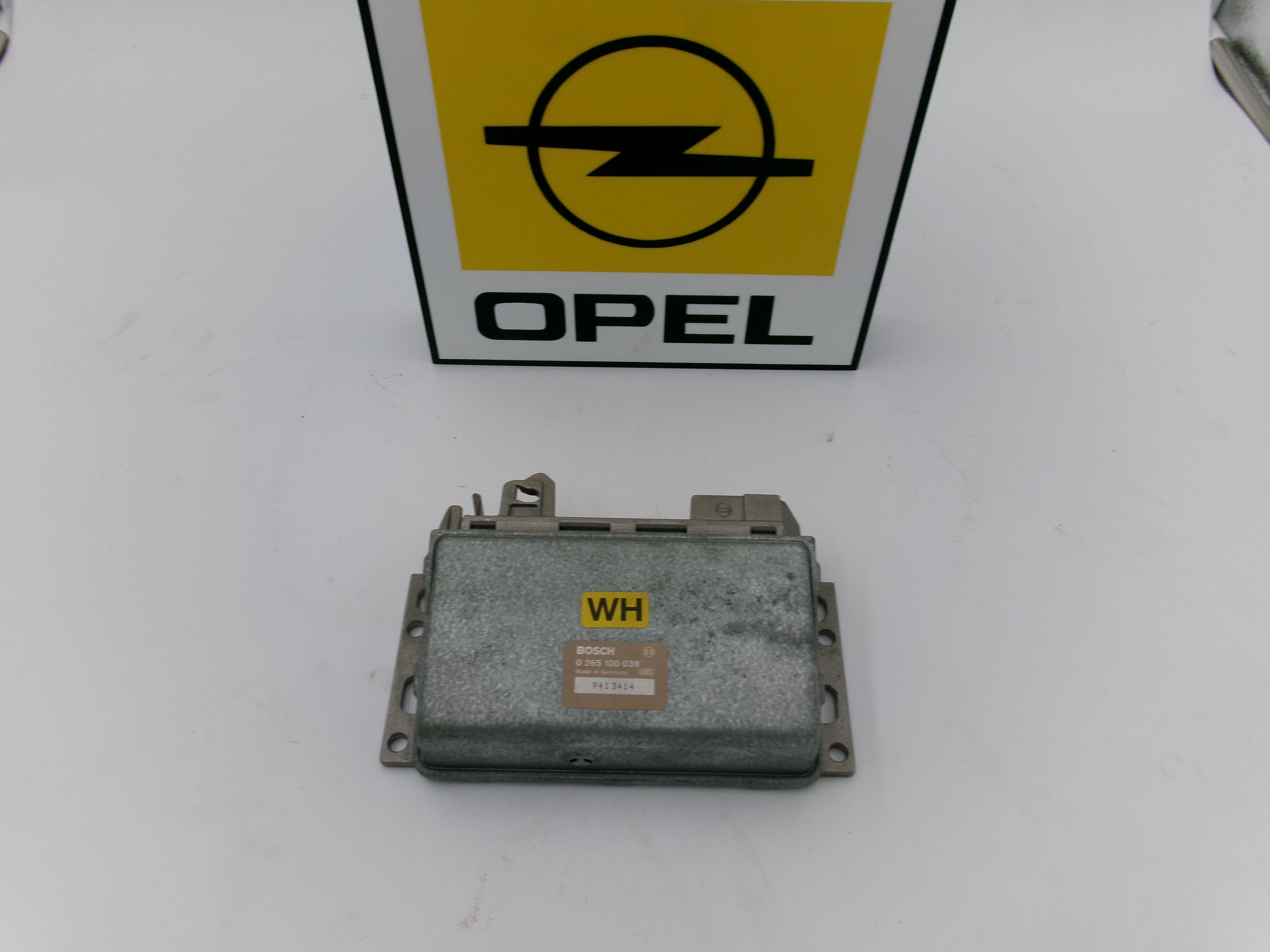 ABS Steuergeraet Bosch 0265100039 WH Opel Vectra-A