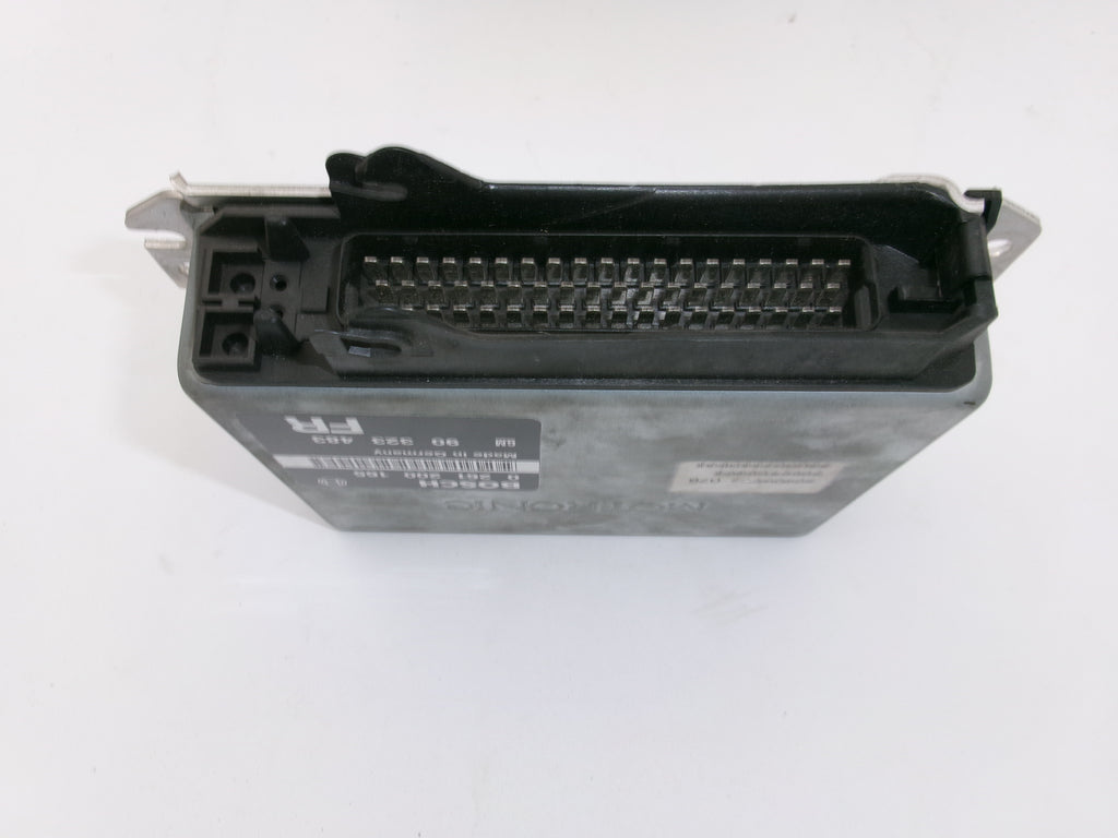 Motorsteuergerät Opel Omega A 2,4 C24NE GM 90323483 Original 0261200165