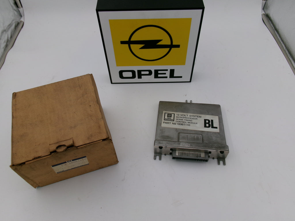 Original Opel Corsa Kadett Motorsteuergerät Steuermodul Einspritzung 16061110