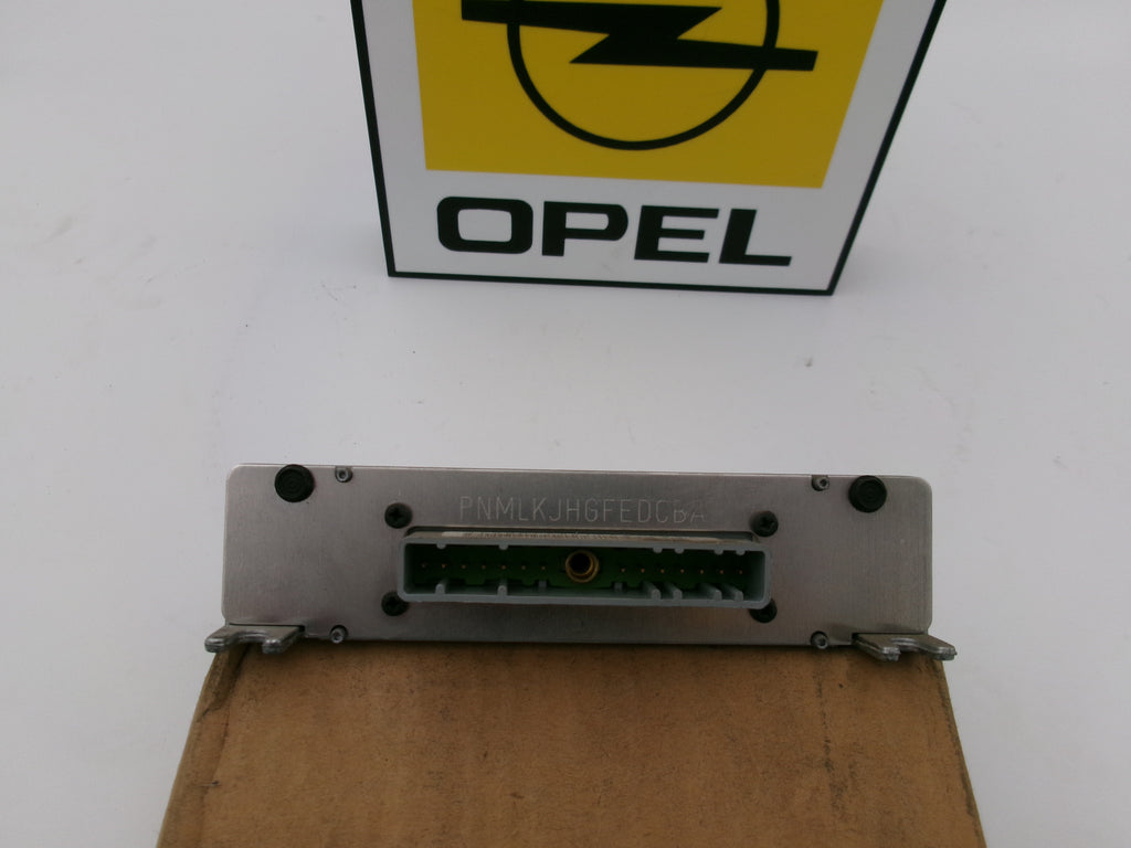 Original Opel Corsa Kadett Motorsteuergerät Steuermodul Einspritzung 16061110