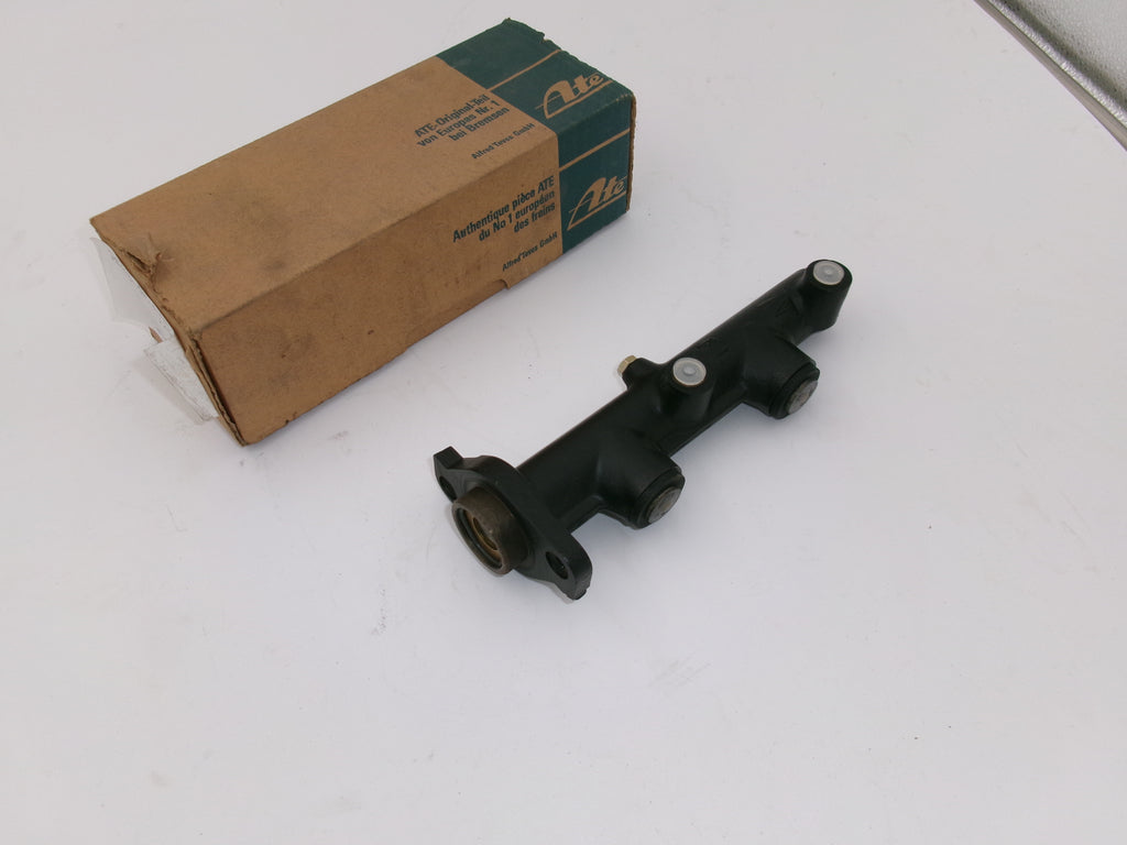ATE 03.2119-7801.3 Hauptbremszylinder Peugeot 504