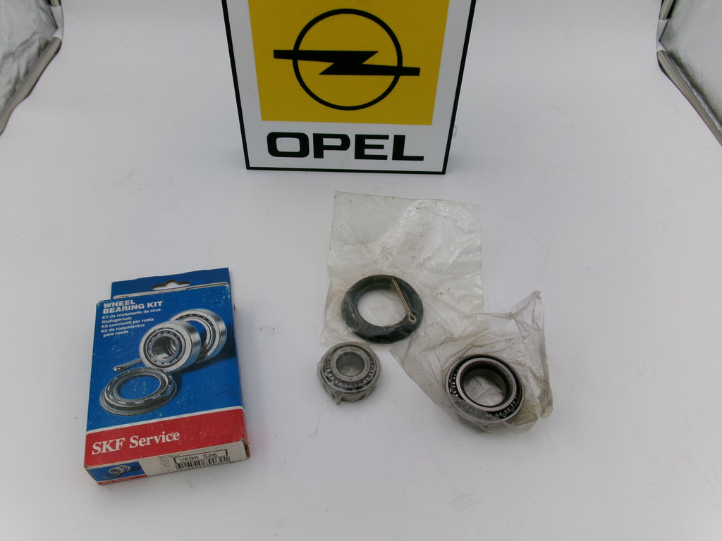 SKF 2x Radlagersatz VKBA 526/ OPEL REKORD SENATOR Caravan KADETT Combo T85