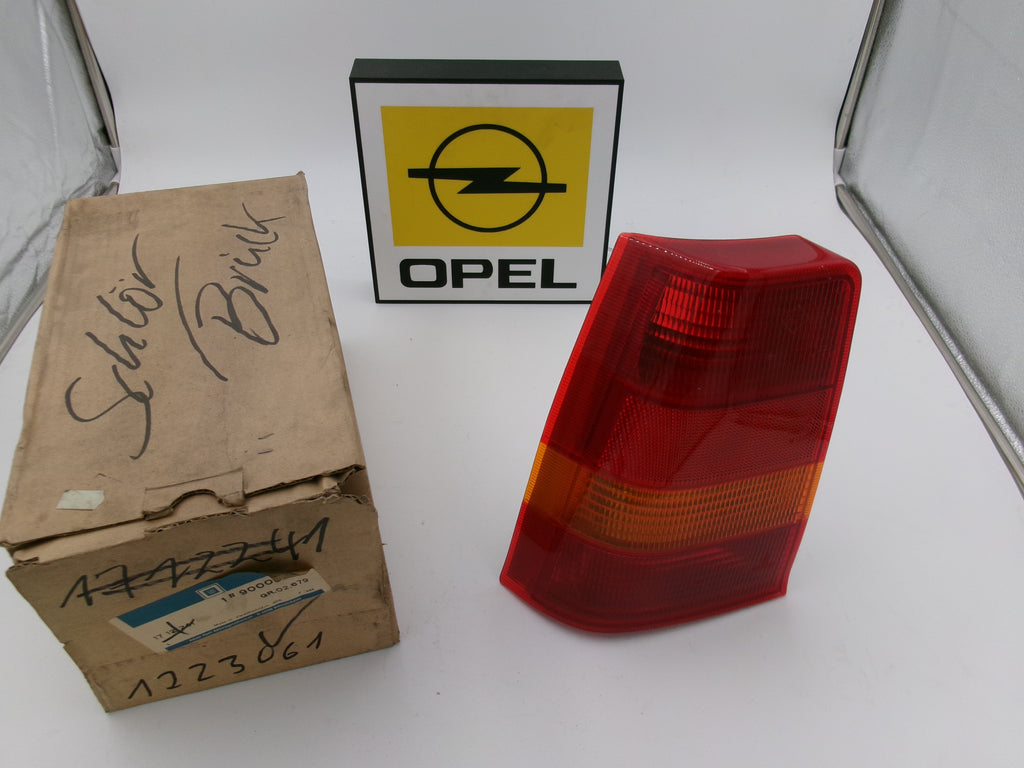 Rückleuchte links Opel Kadett E Schrägheck CC 90008813