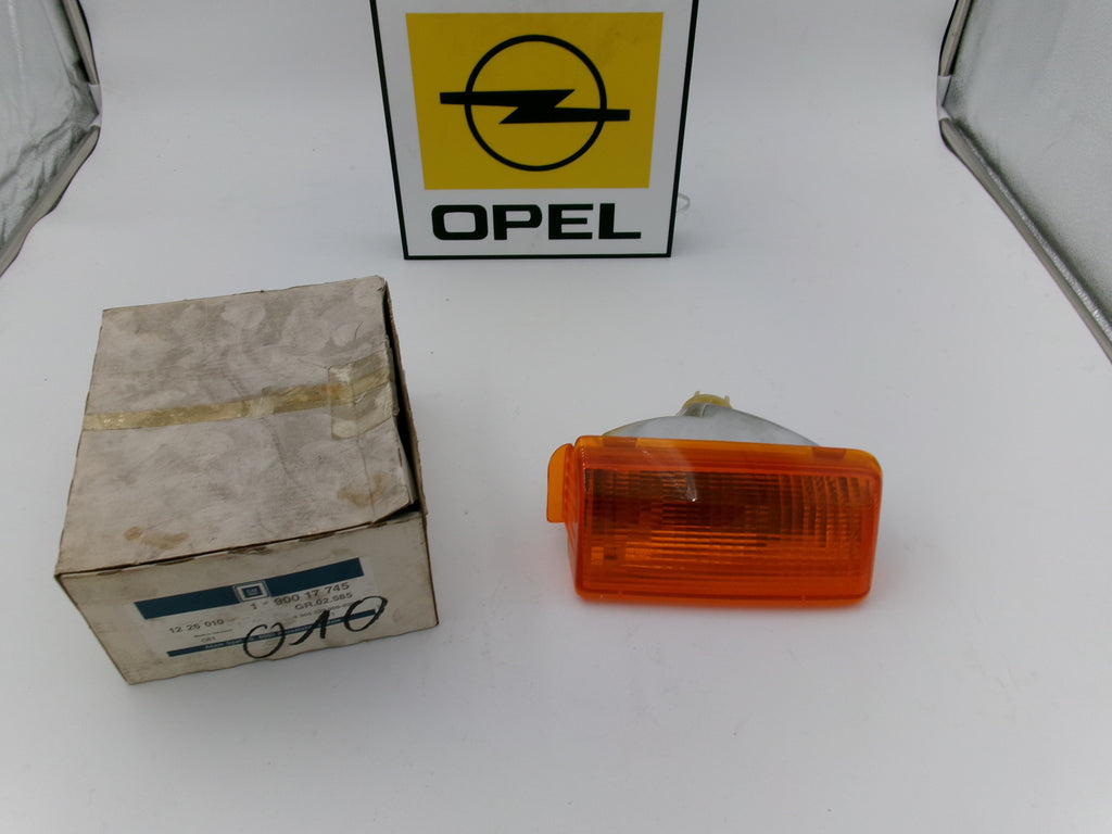 BLINKER VORNE RECHTS OPEL REKORD E1 bis BJ /1226010 90017745