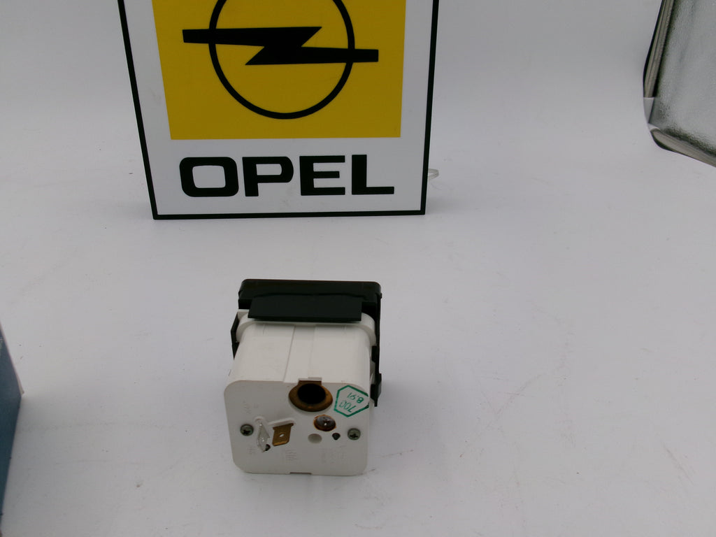 Opel Kadett E Quarzuhr Original GM NEU 90203363