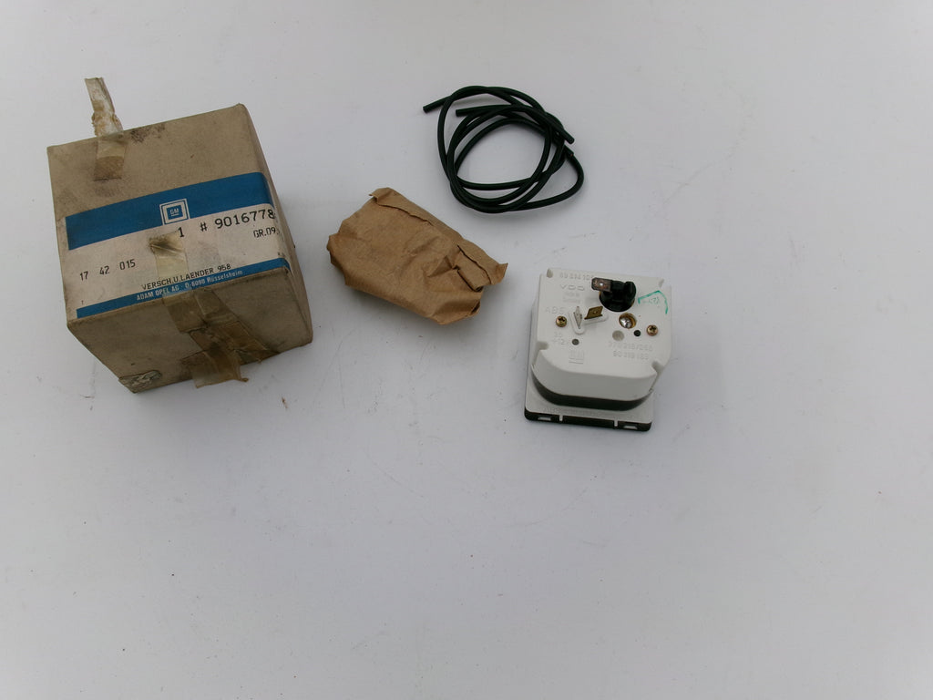 ORIGINAL OPEL Corsa A Uhr Analoguhr 90167786