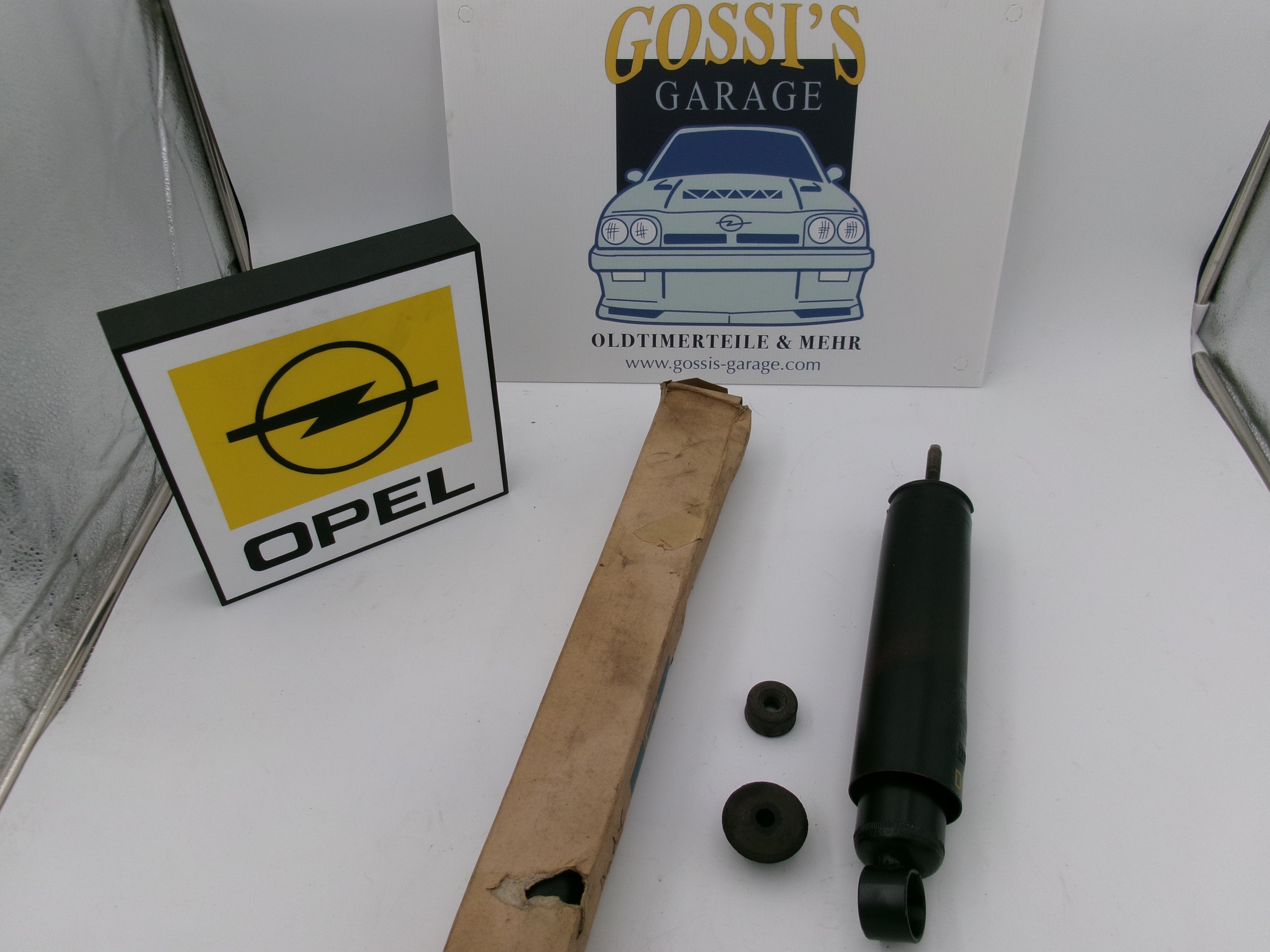 90017075 Stoßdämpfer hinten Opel Kadett C City 16S