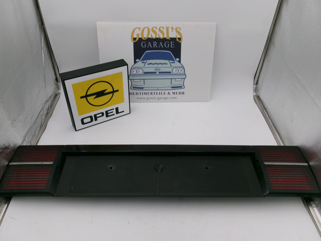 Opel Ascona C Heckblende Blende hinten Heckblech gebraucht Original GM 90270571