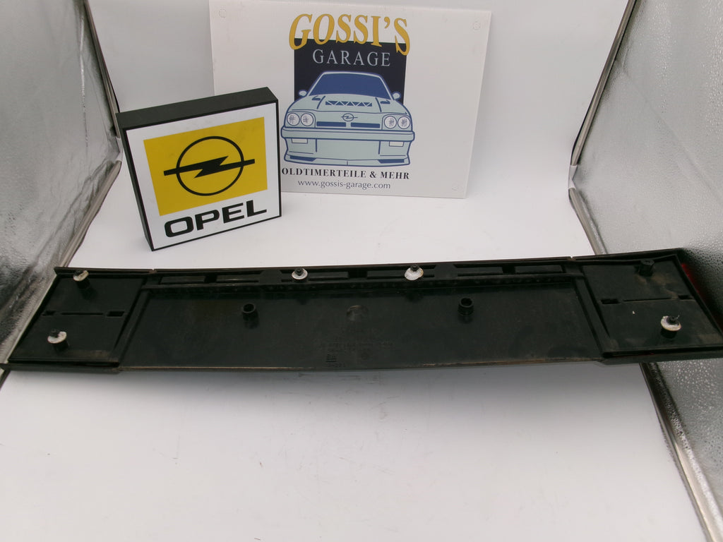 Opel Ascona C Heckblende Blende hinten Heckblech gebraucht Original GM 90270571