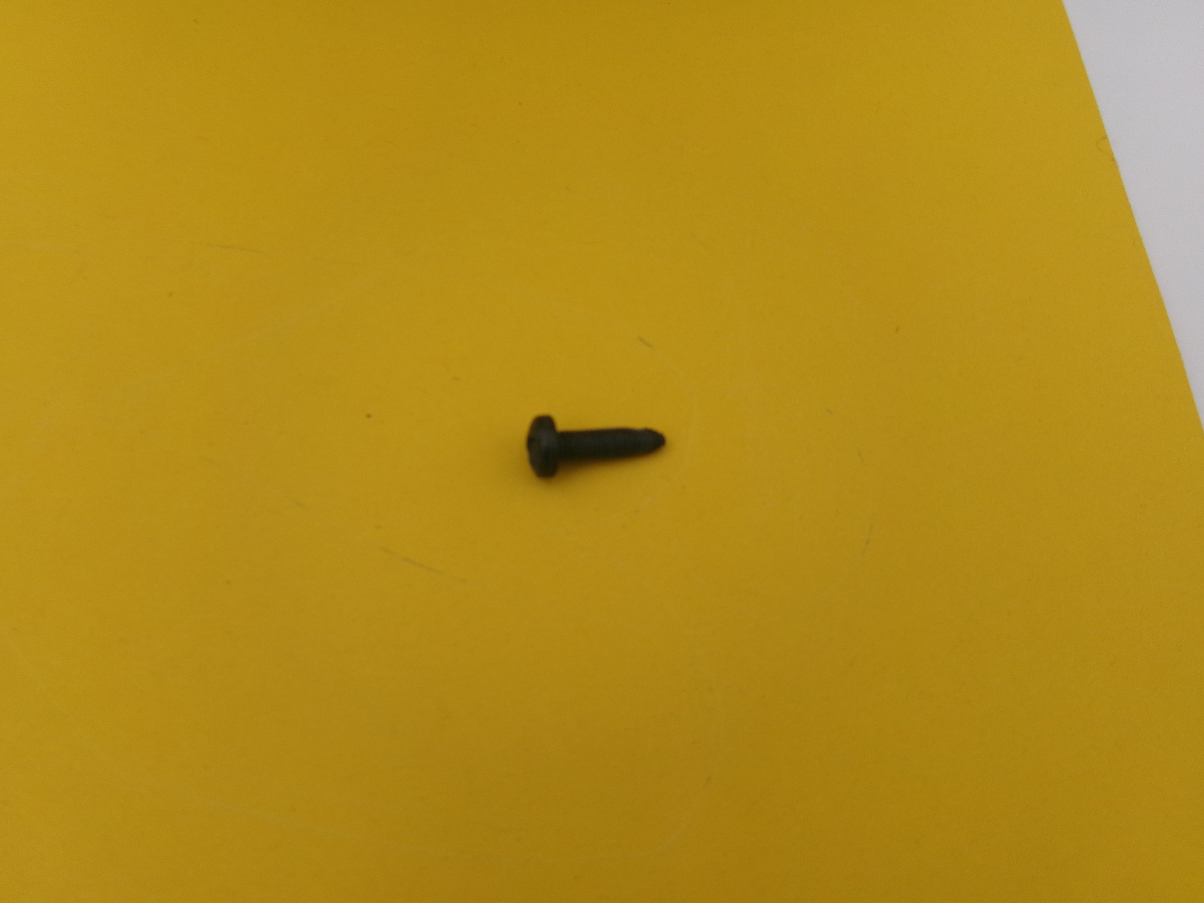 Opel Linsenschraube Verkleidung 90225431