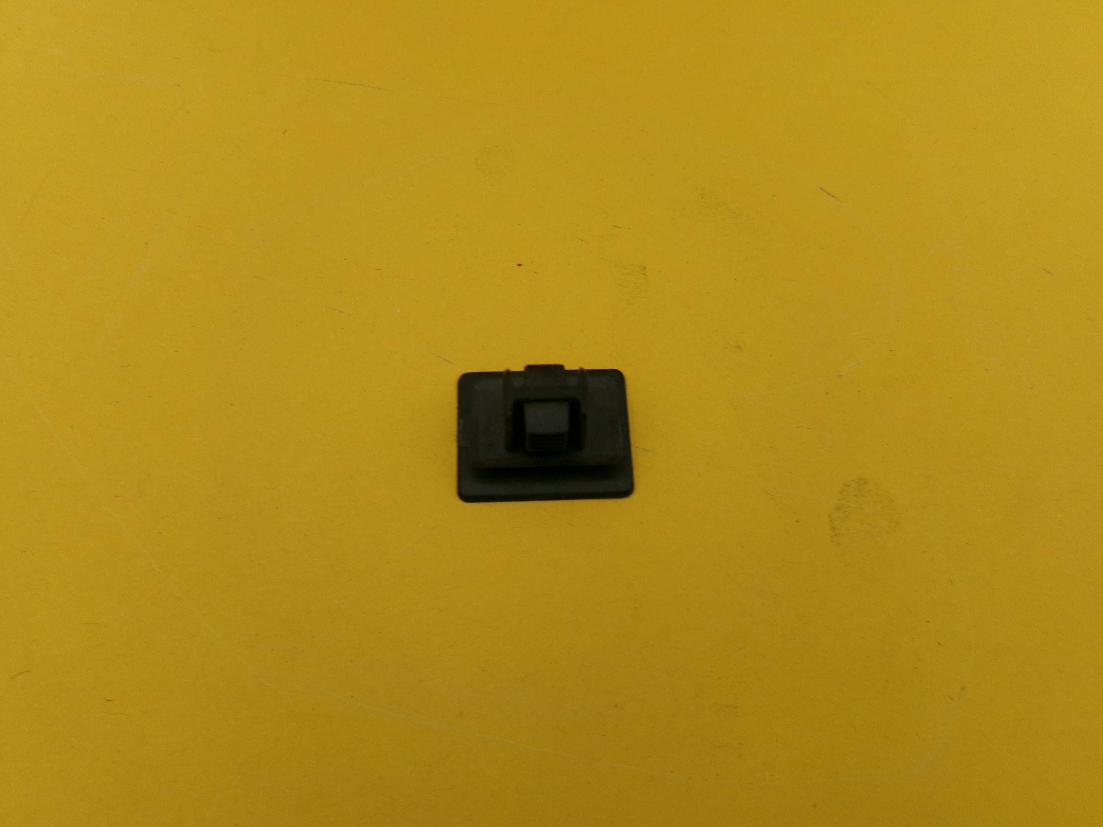 Omega A Bj. 87-93 Clip hintere Dachreling Verkleidung Original GM 90287002 / 2354908