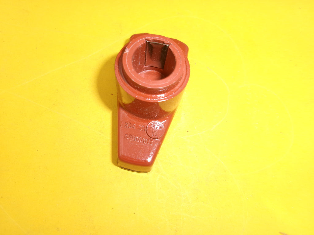 Opel Commodore C Senator A Verteilerfinger 12 12 215 90141077