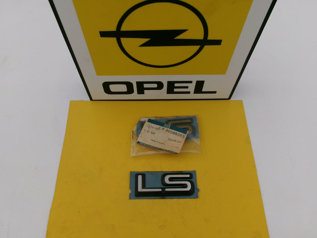 Original GM Opel Schriftzug Emblem LS  90286263 Ascona C Neu