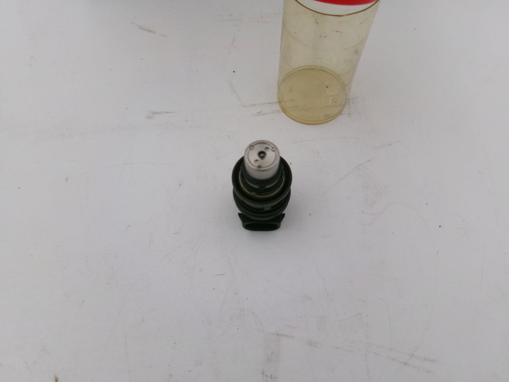 Einspritzventil Kadett E GM 17111446 /Opel 817410
