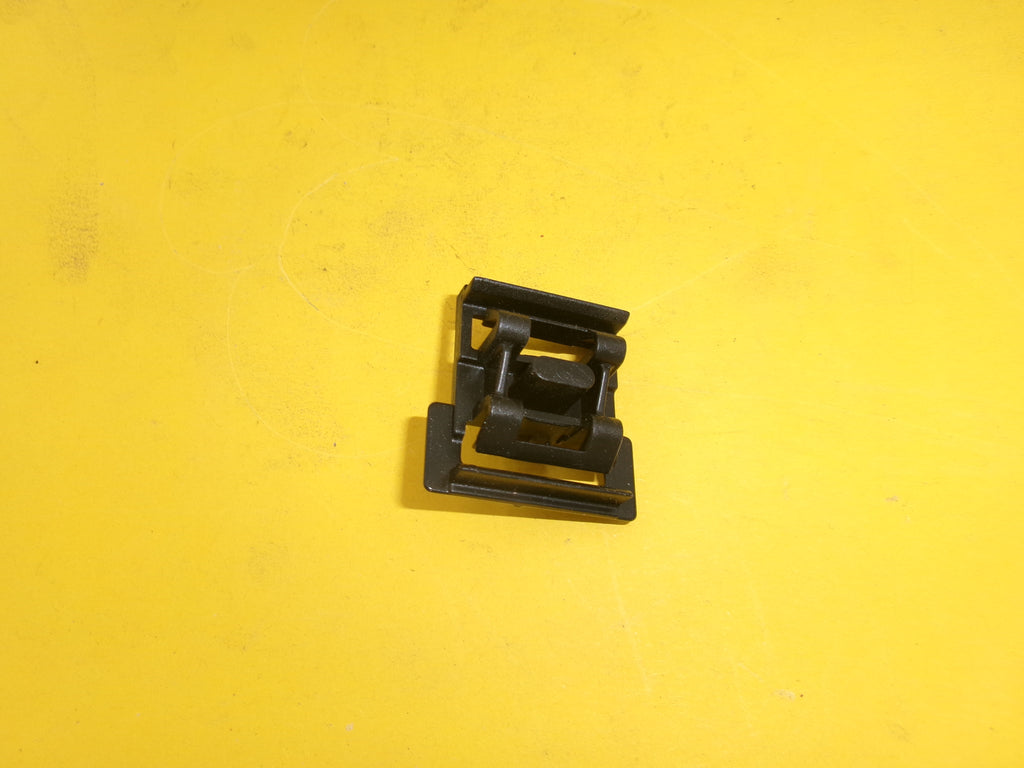 Opel Vectra C Frontgrill Clip GM 24426045