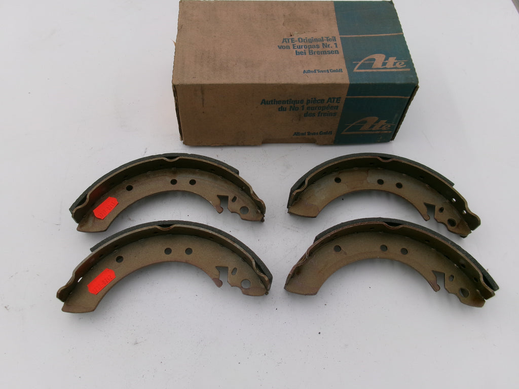 Bremsbackensatz ATE Hinten Ford Taunus  0301700332