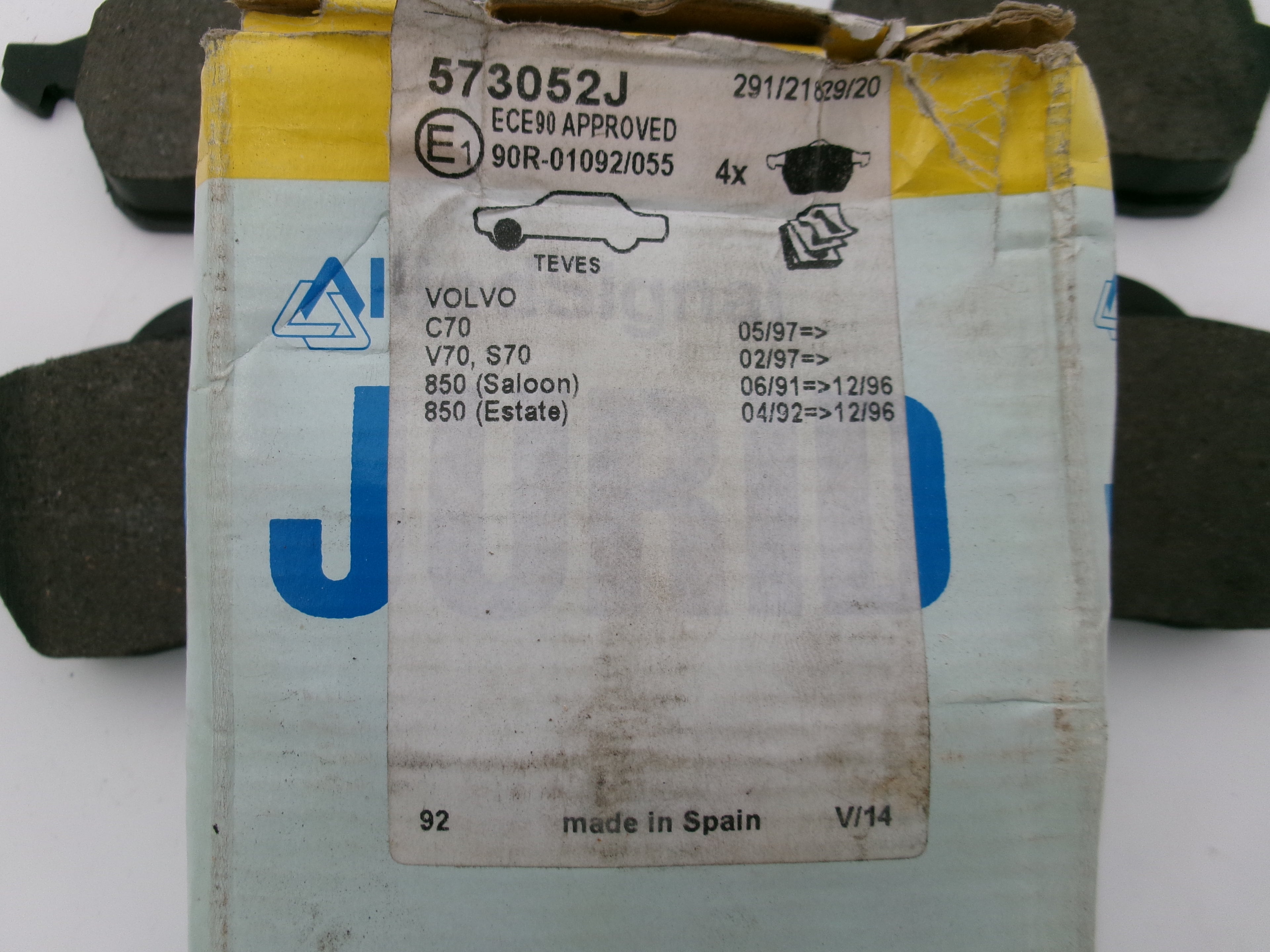 Bremsbeläge vorne JURID 573052J Volvo V70 C70 S70 XC70