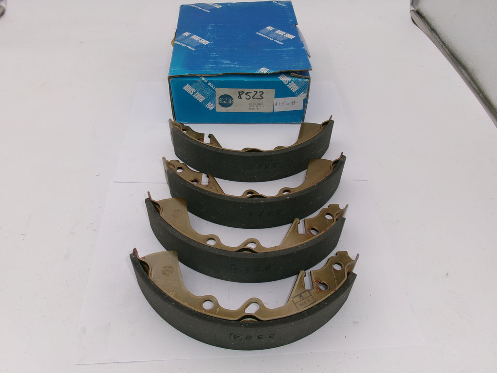 Bremsbackensatz Mazda 626 818 929 RX7 WVA 8523