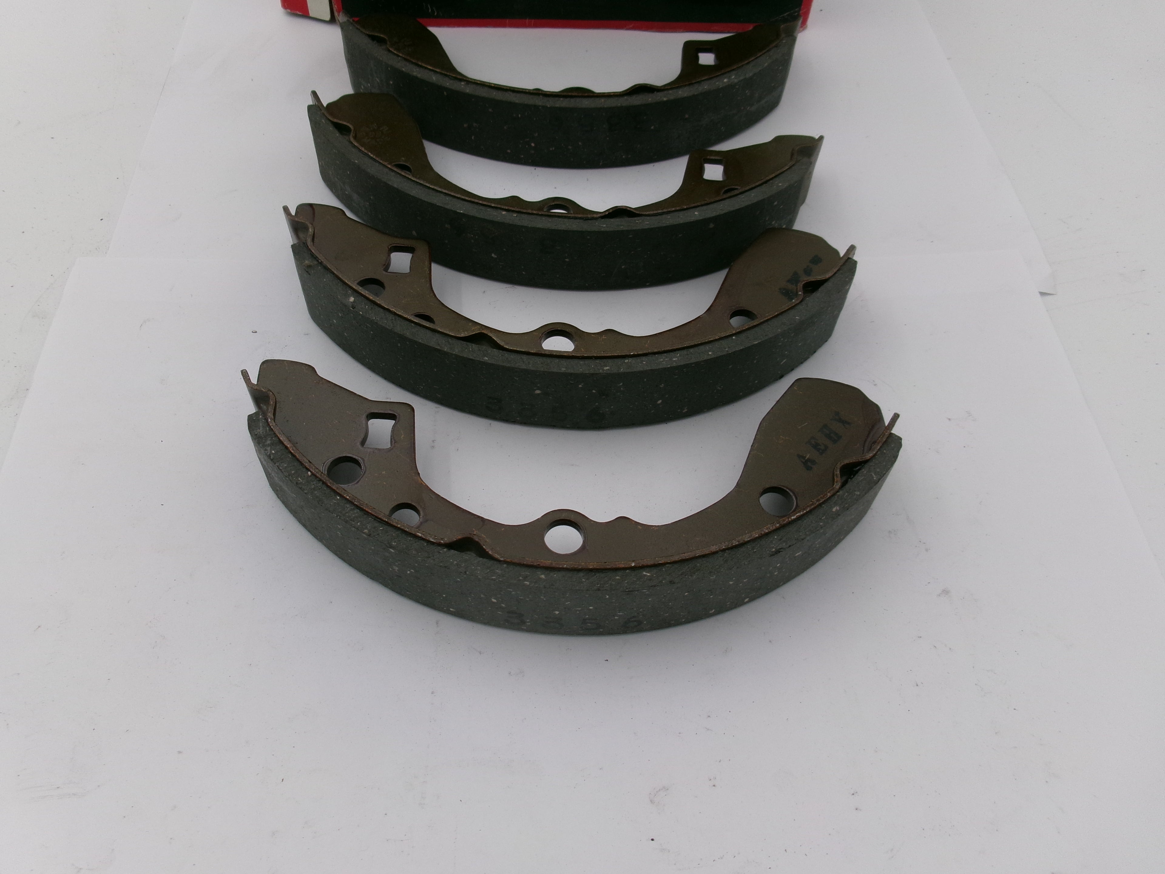 Bremsbackensatz Nipparts MAZDA 323 J3503027