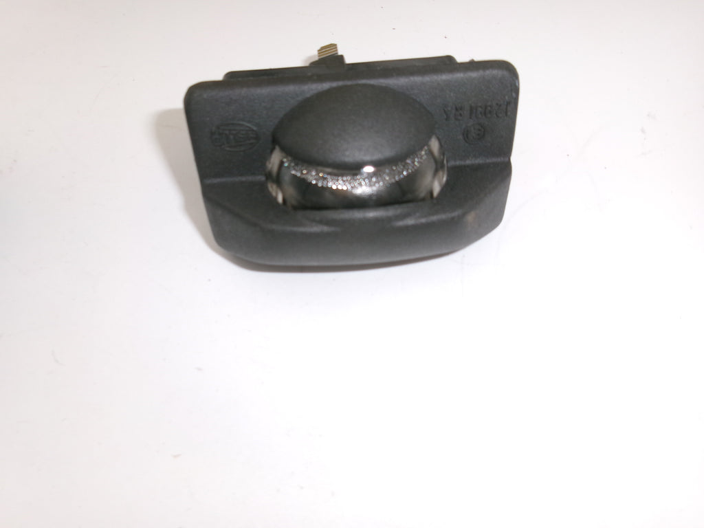 Kennzeichenleuchte OPEL Manta B Kadett C Ascona C 9289676 12991R4