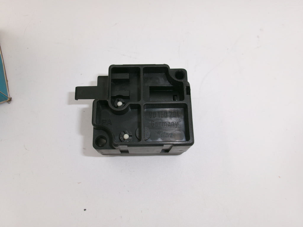 Sensor Unfall Zentralverriegelung Rekord E 90160204