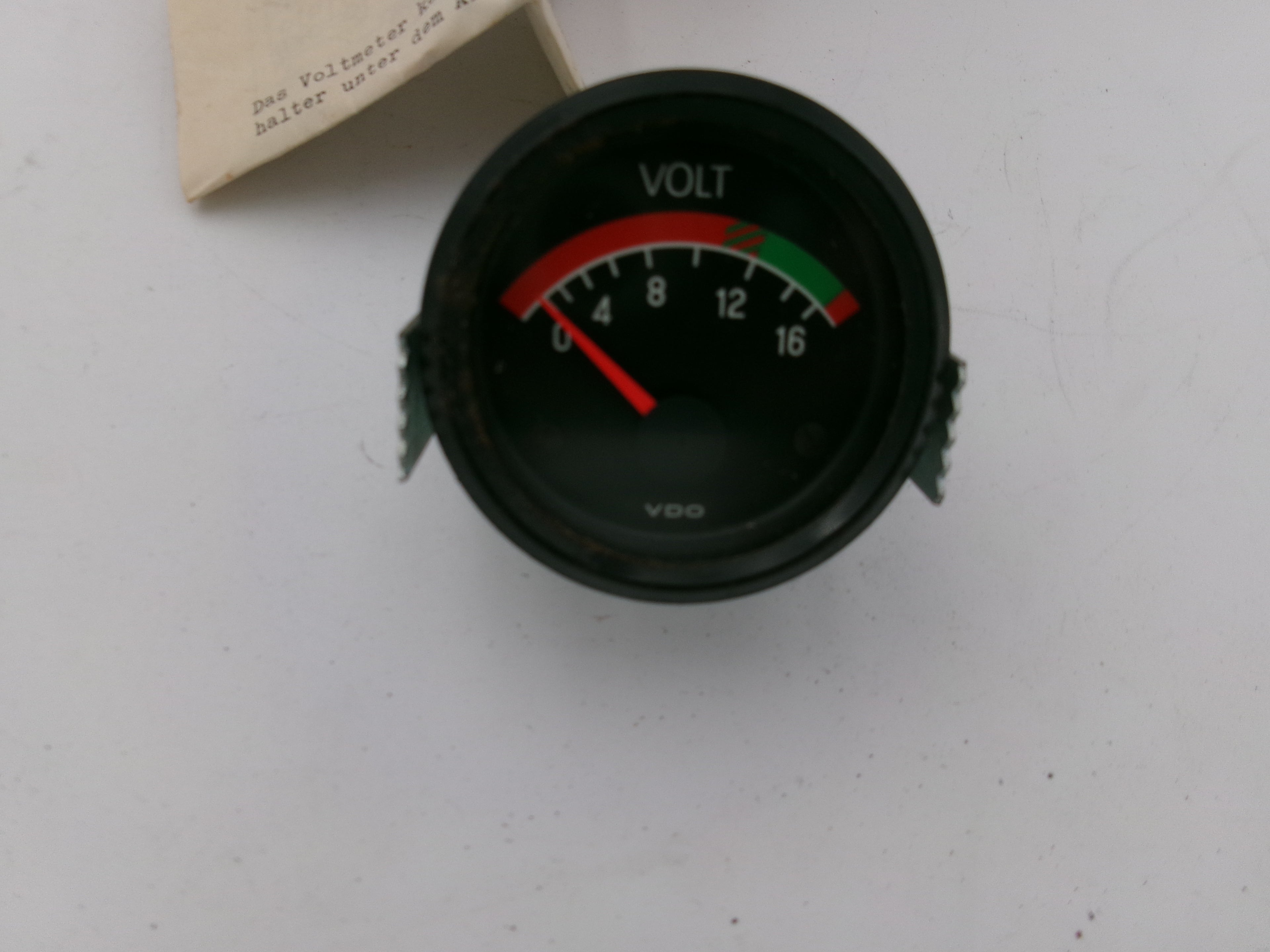 VDO Voltmeter 8–16 V zum Nachrüsten