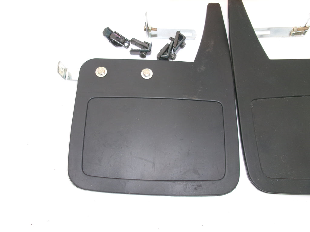Vordere Schmutzfänger Mercedes W124