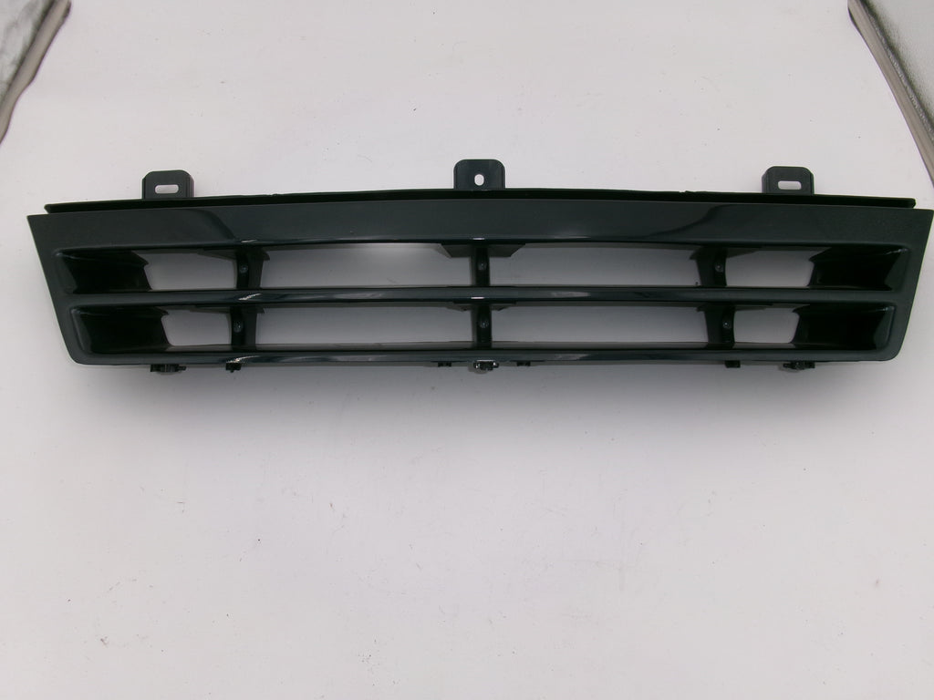 Kühlergrill Opel Omega A  90246679