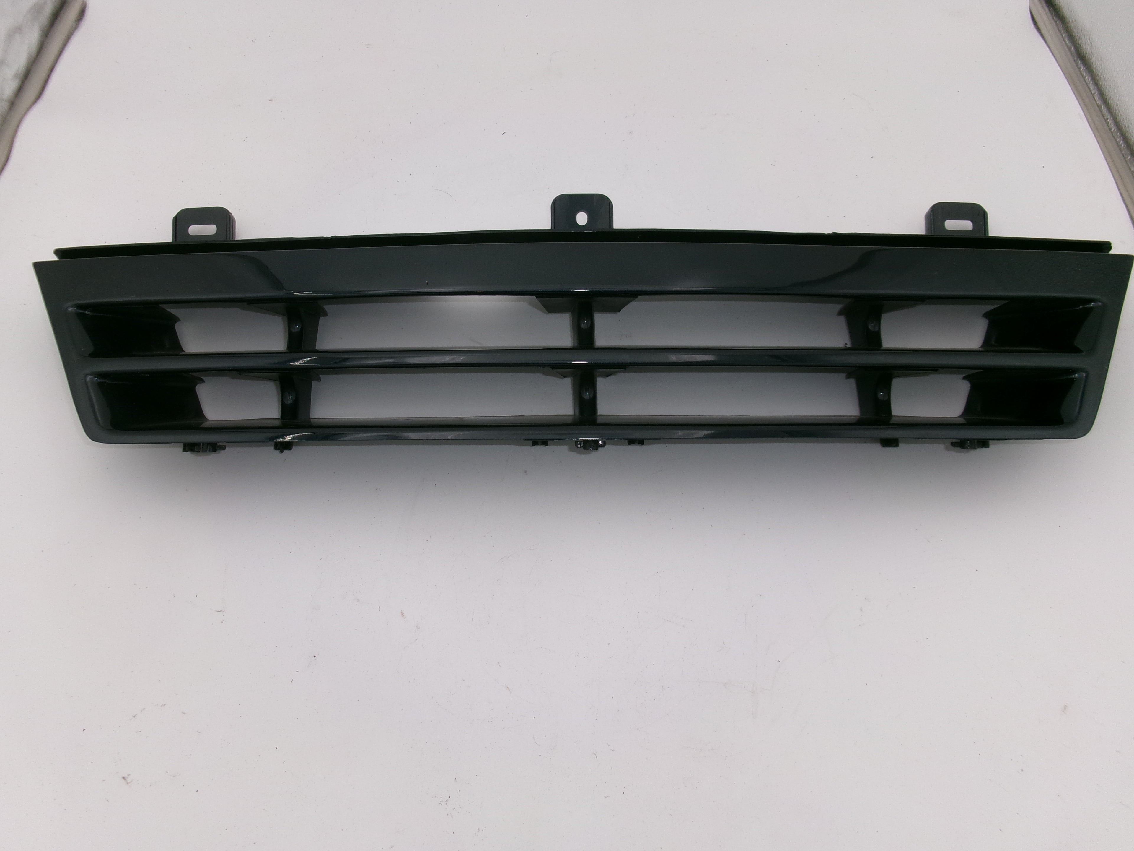 Kühlergrill Opel Omega A  90246679