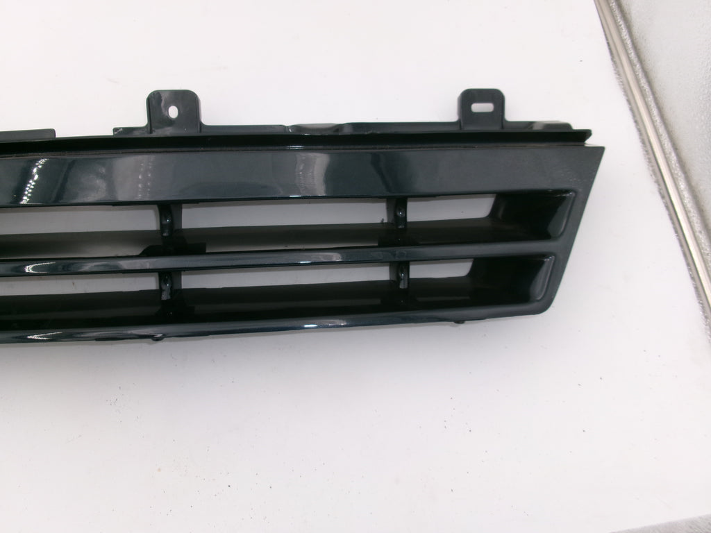 Kühlergrill Opel Omega A  90246679