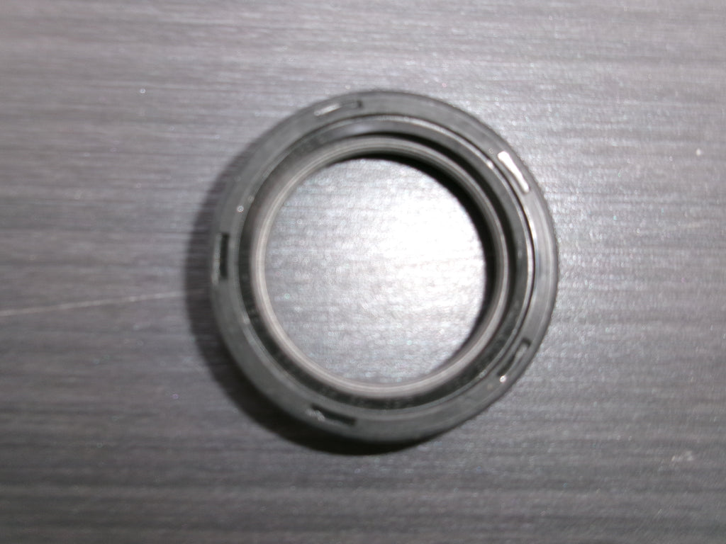 Audi A1/A2/A3/A4 00-16 Kurbelwellen-Dichtung MPN 038-103-085-E