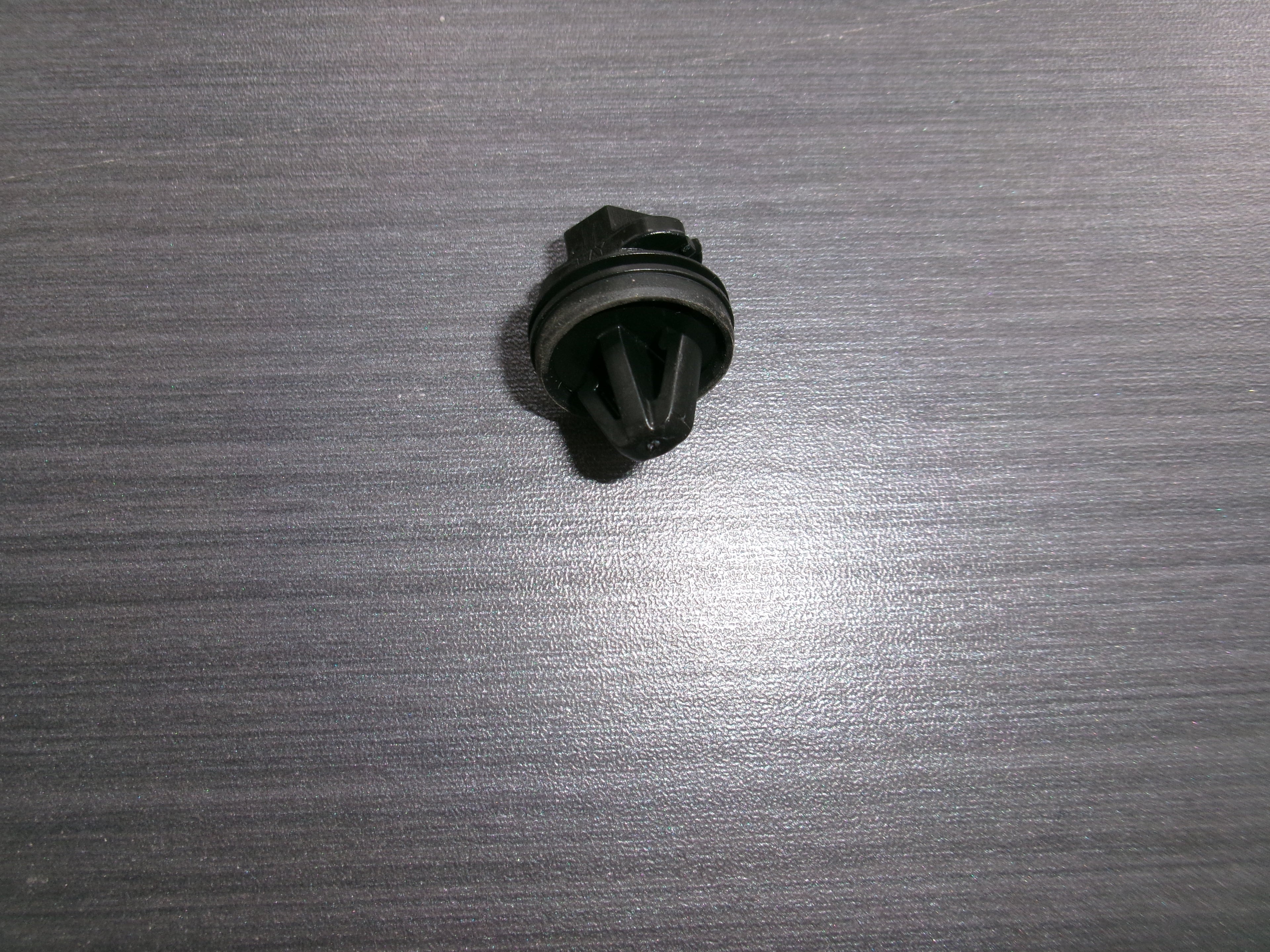Halteklammern, Volkswagen 3AA868243A