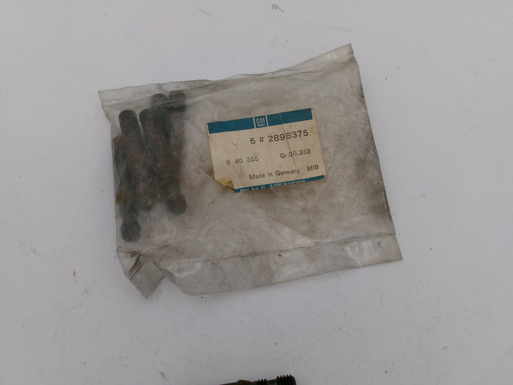 Kipphebel bolzen für CIH Motoren