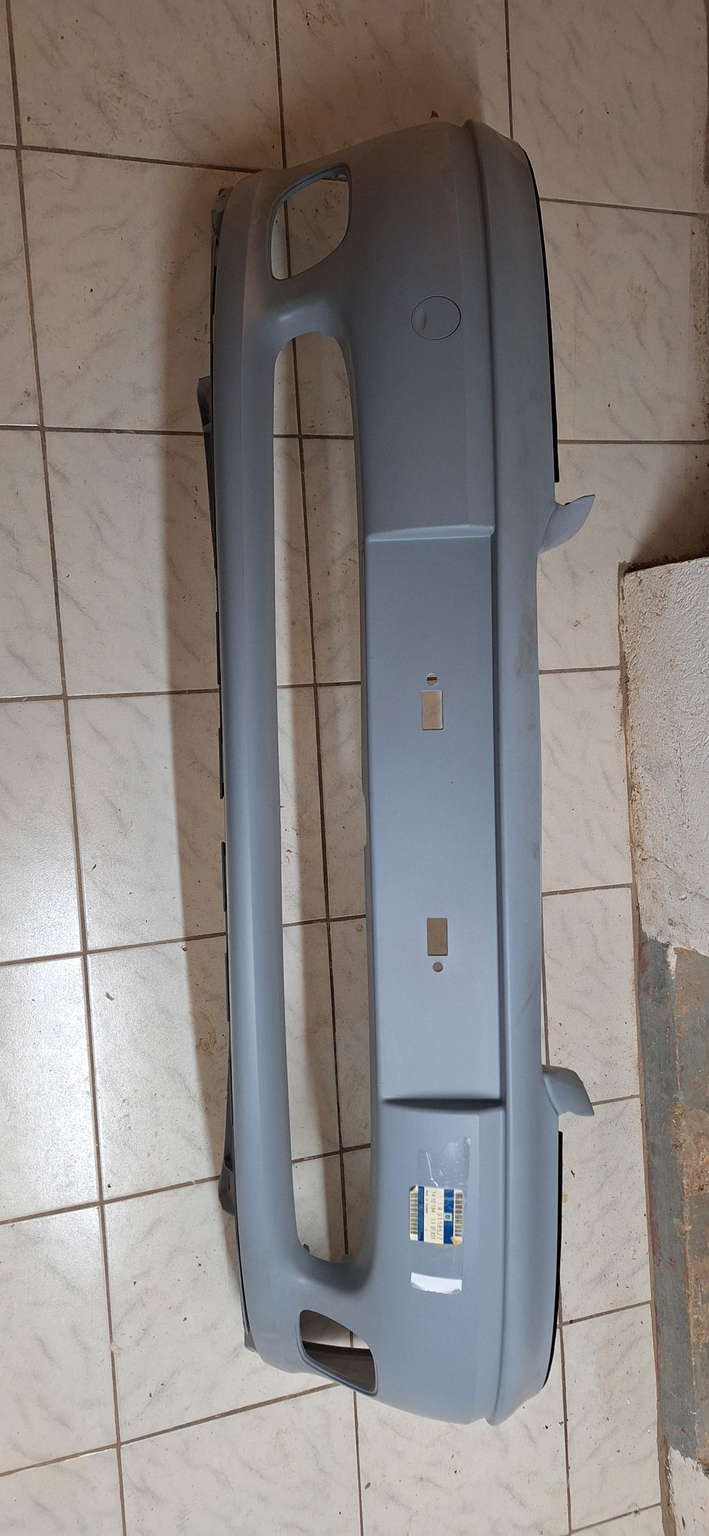 Opel Vectra-B Frontverkleidung Stossfänger Stossstange 9118527 GM